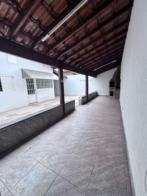 Casa para aluguel no Cidade Nova: 