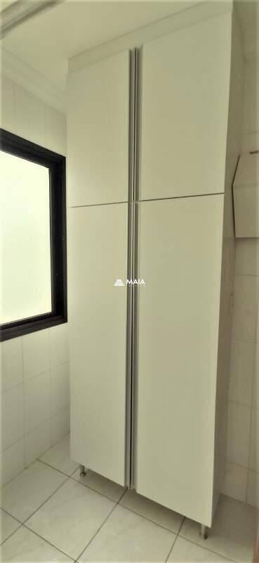 Apartamento para aluguel no Mercês: 