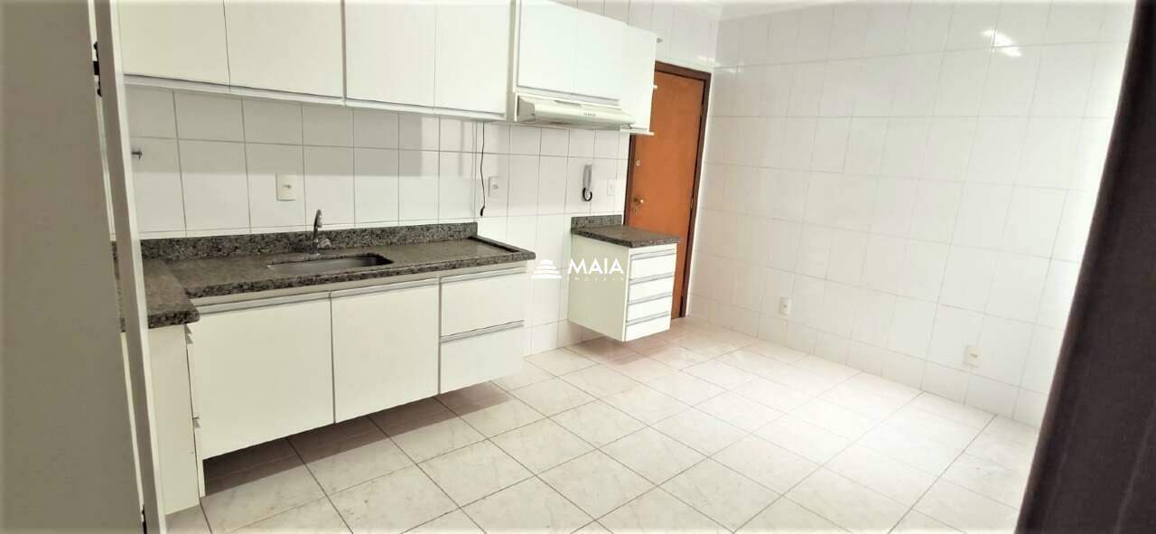 Apartamento para aluguel no Mercês: 