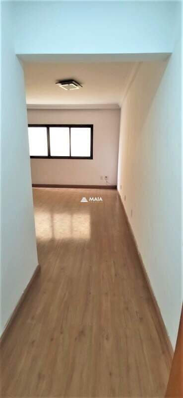 Apartamento para aluguel no Mercês: 