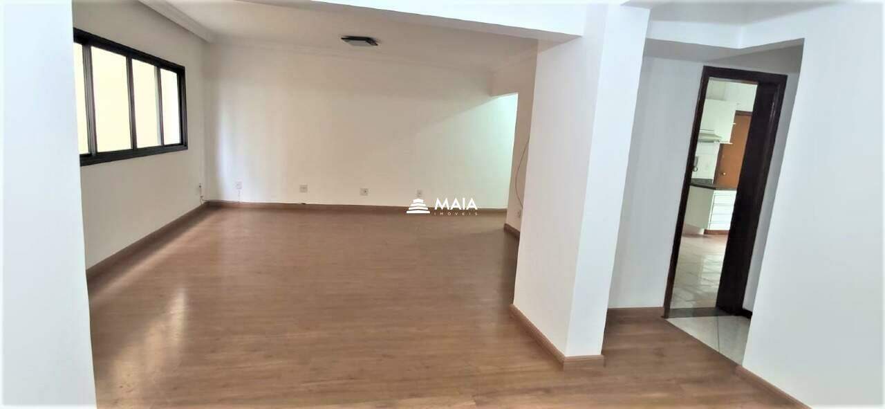 Apartamento para aluguel no Mercês: 