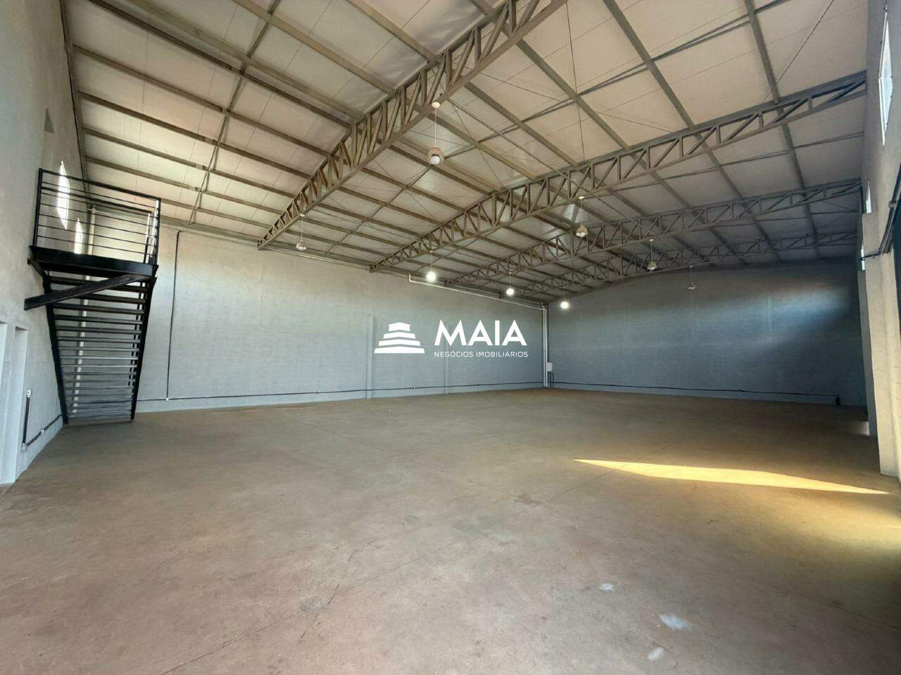 Galpão para aluguel no Distrito Industrial II: 