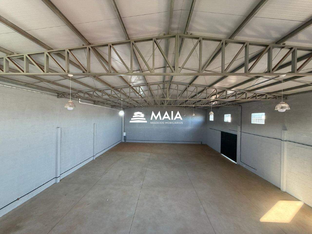 Galpão para aluguel no Distrito Industrial II: 