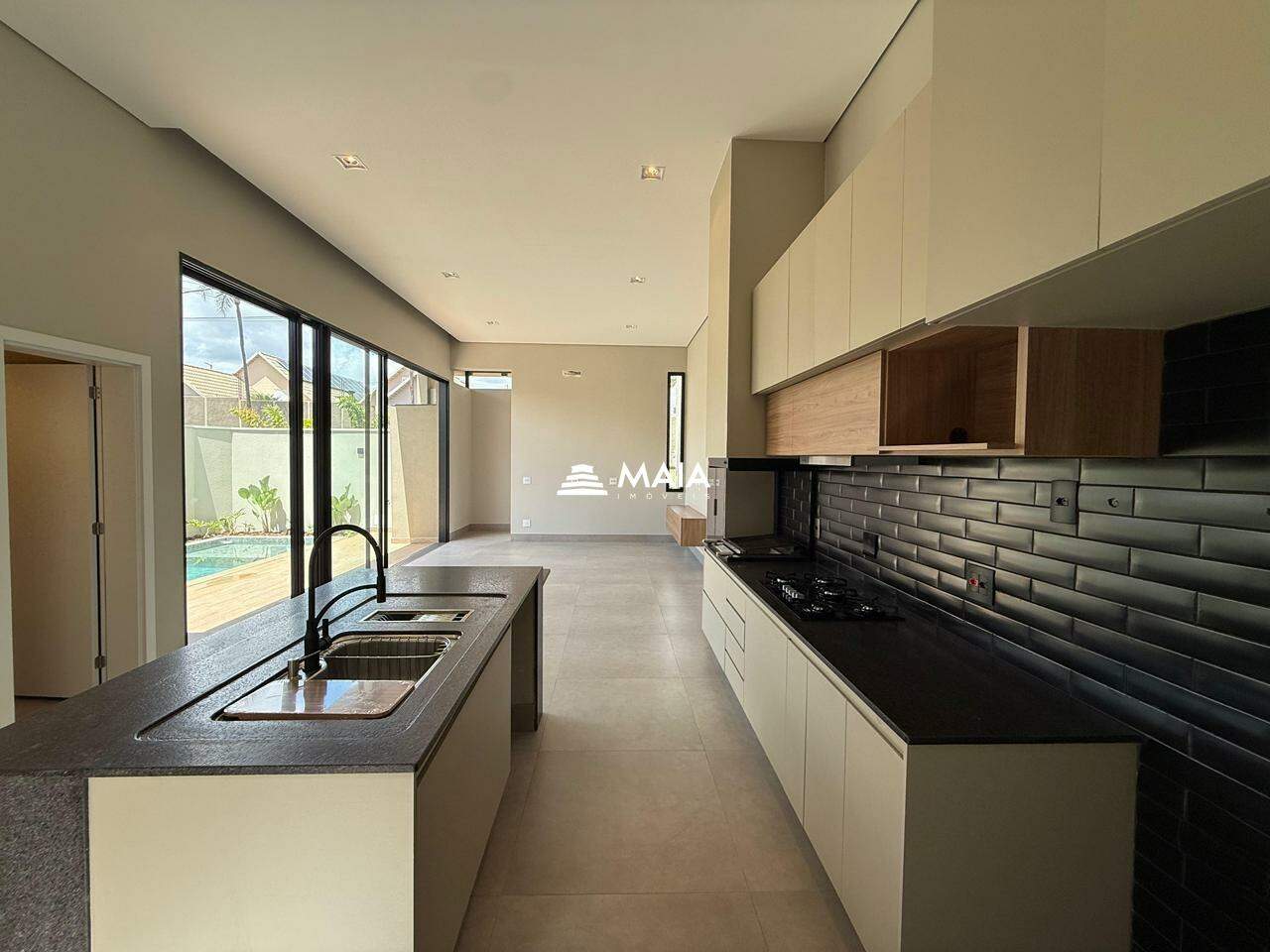Casa de Condomínio para aluguel no Ayat, Club Residence II: 