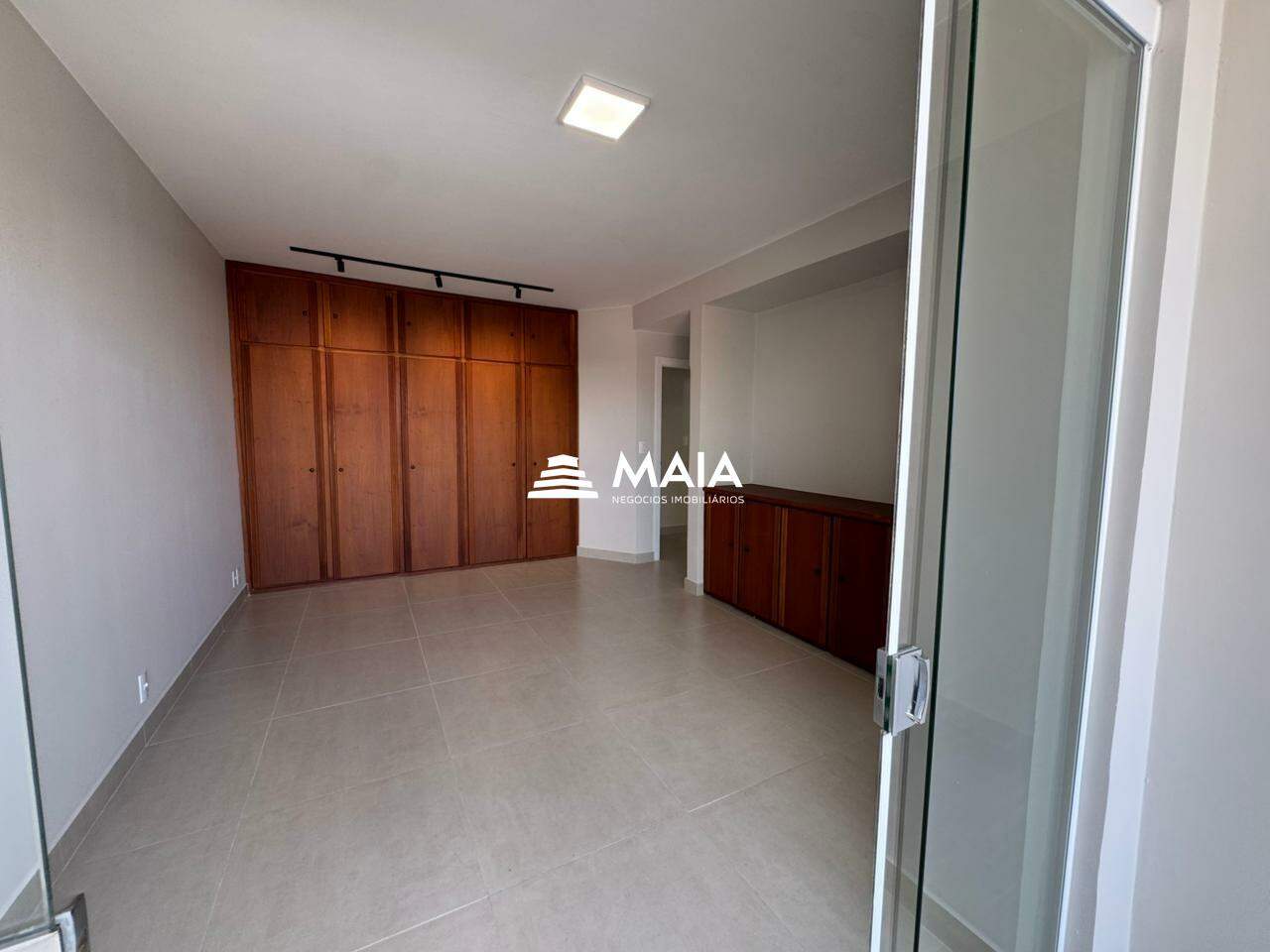 Apartamento à venda no Santa Maria: 