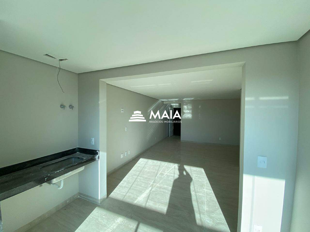 Apartamento à venda no Santa Maria: 