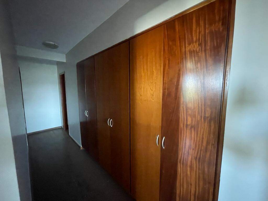 Apartamento para aluguel no Mercês: 