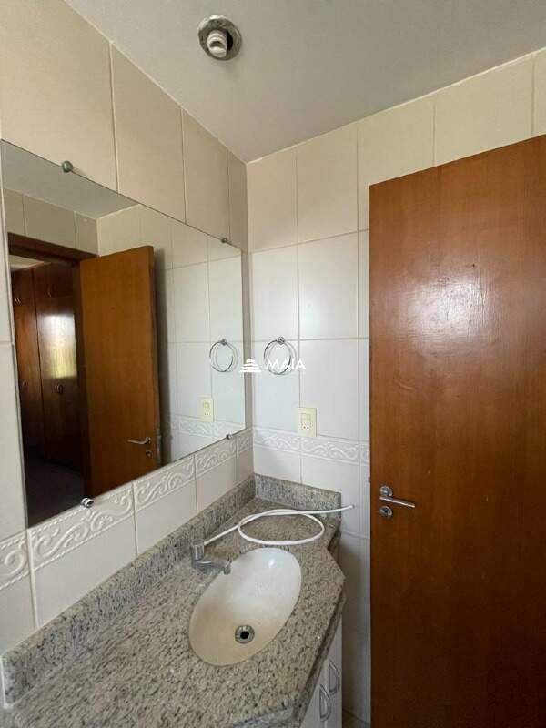 Apartamento para aluguel no Mercês: 