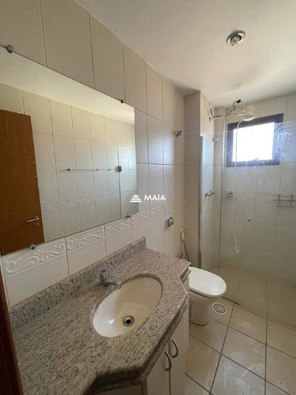 Apartamento para aluguel no Mercês: 