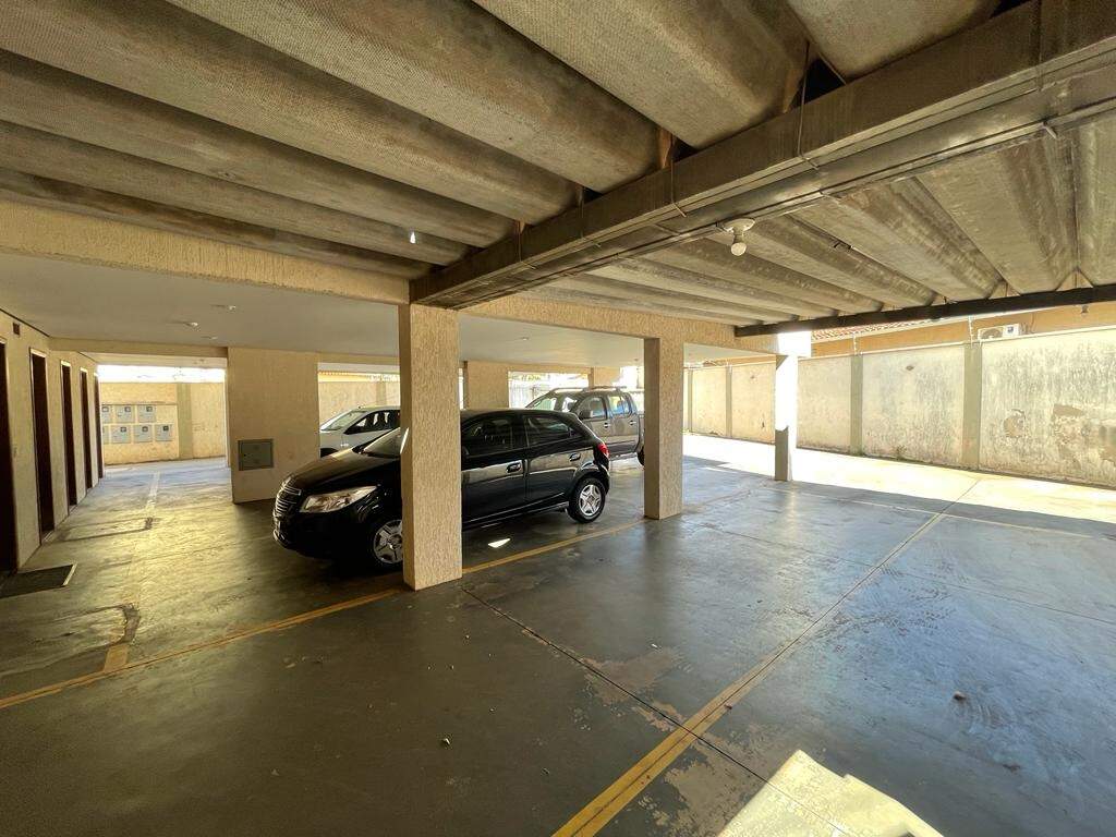 Apartamento para aluguel no Mercês: 