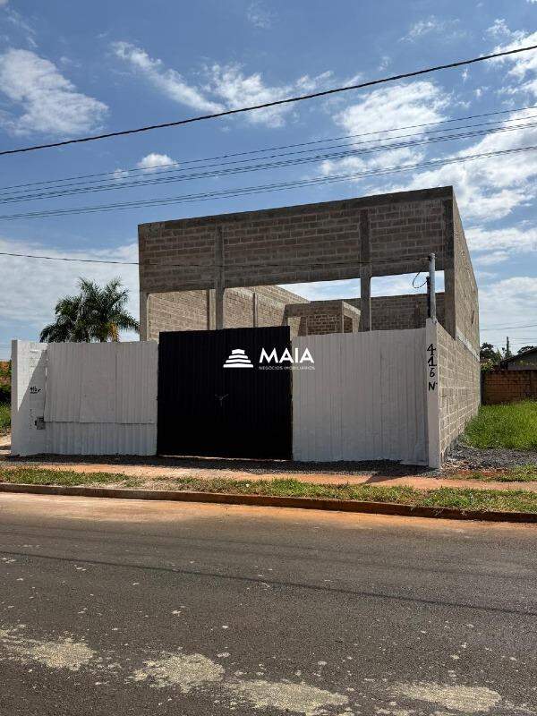 Galpão à venda no bairro Antônio Caiado