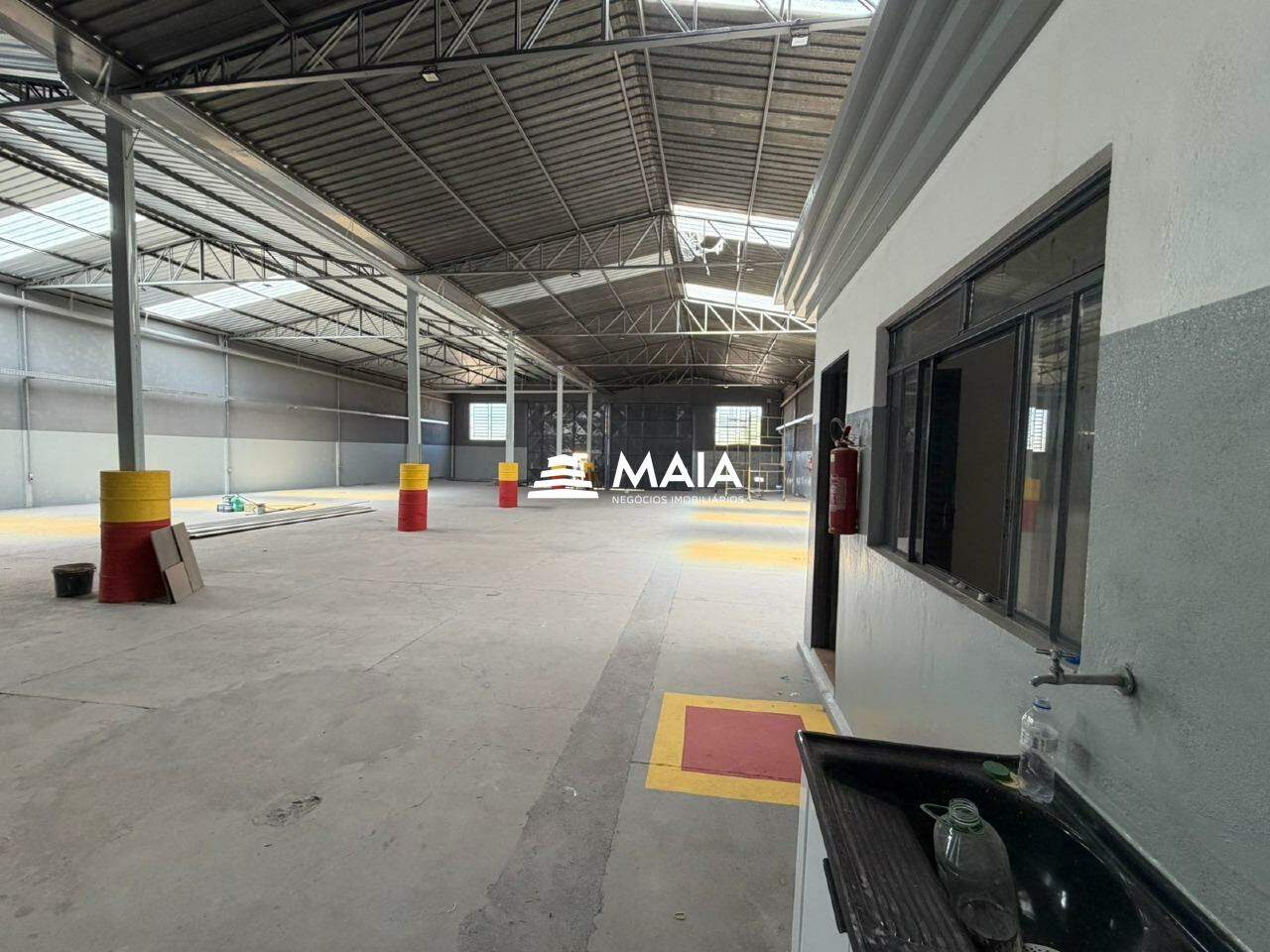 Galpão para aluguel no Recreio dos Bandeirantes: 