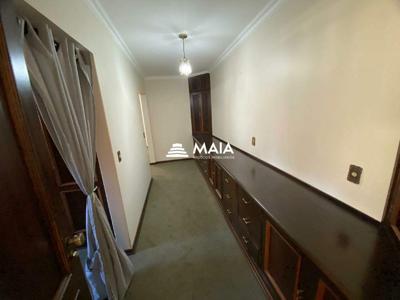 Casa para aluguel no Centro: 