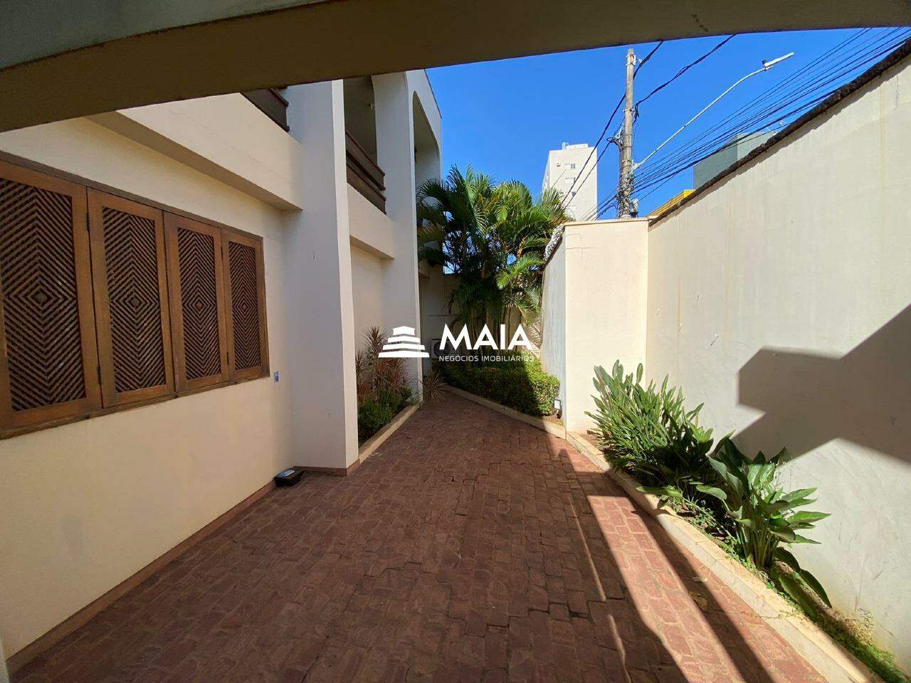 Casa à venda no Centro: 