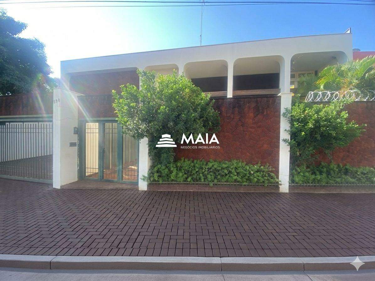 Casa à venda no Centro: 