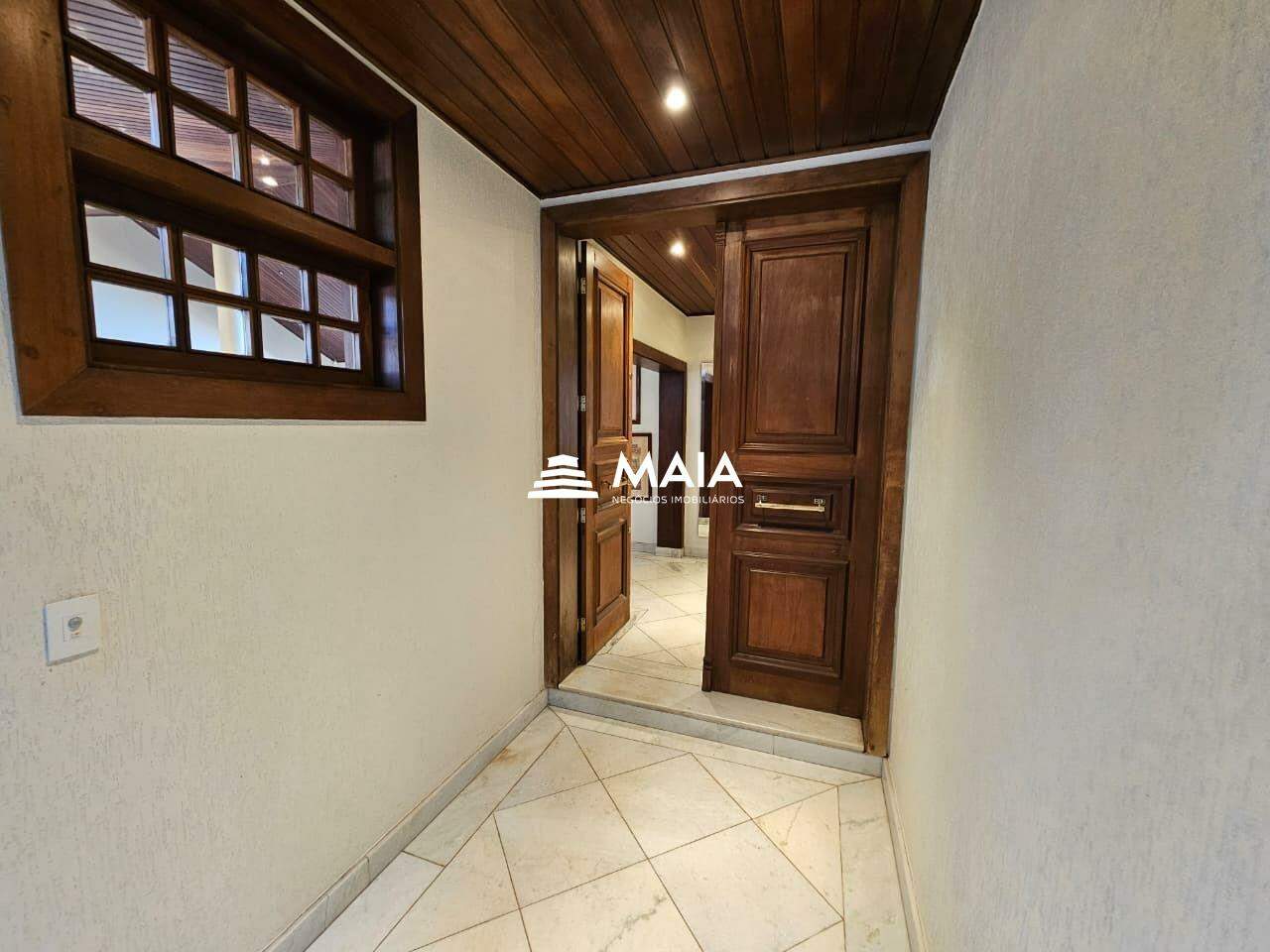 Casa à venda no Vila Militar: 