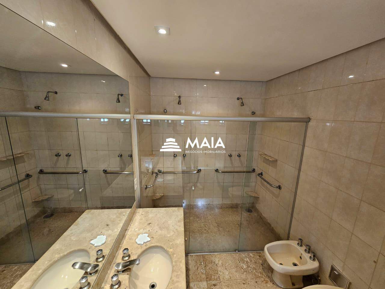 Casa à venda no Vila Militar: 