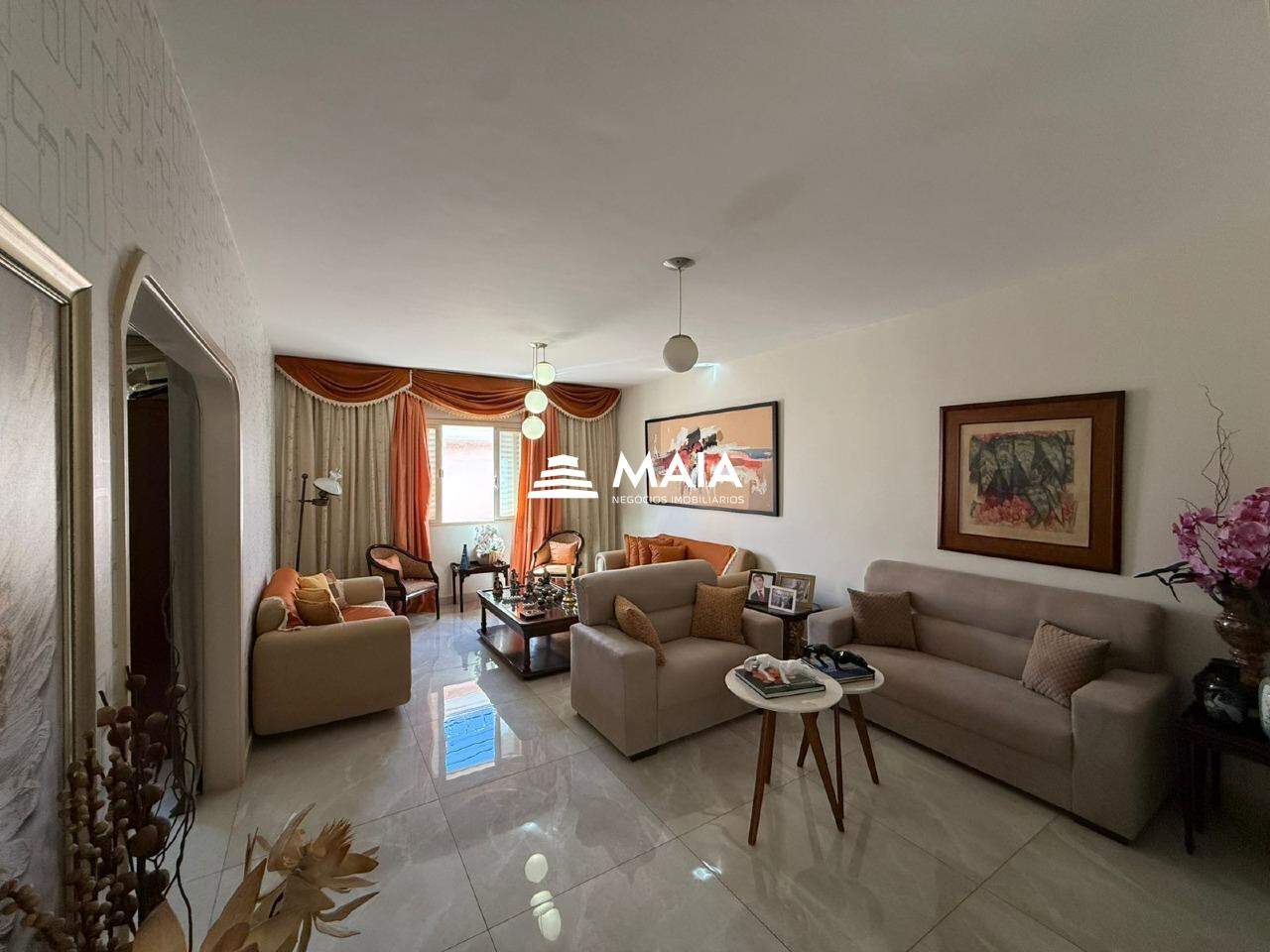 Casa à venda no Santa Maria: 
