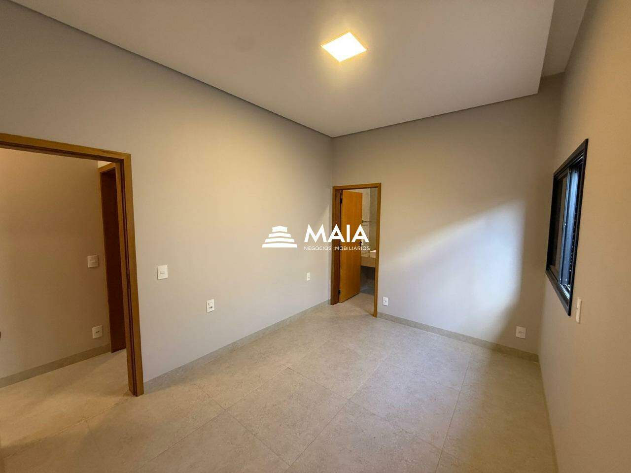 Casa à venda no Fabrício: 