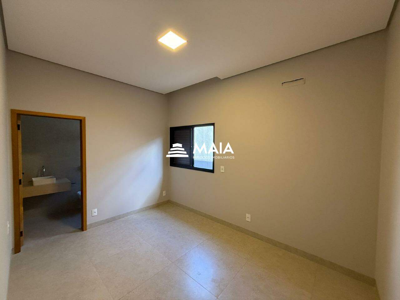 Casa à venda no Fabrício: 