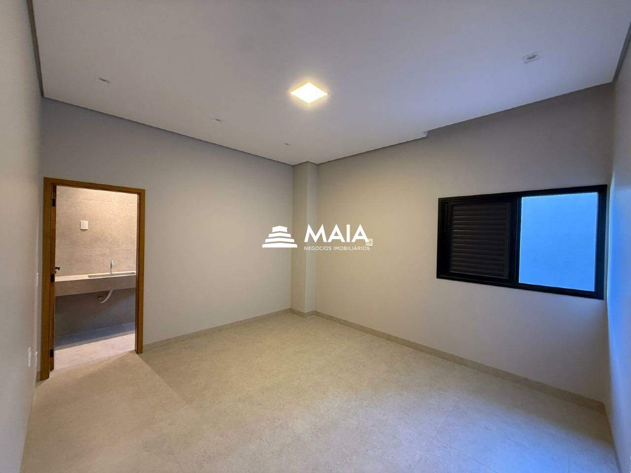 Casa à venda no Fabrício: 