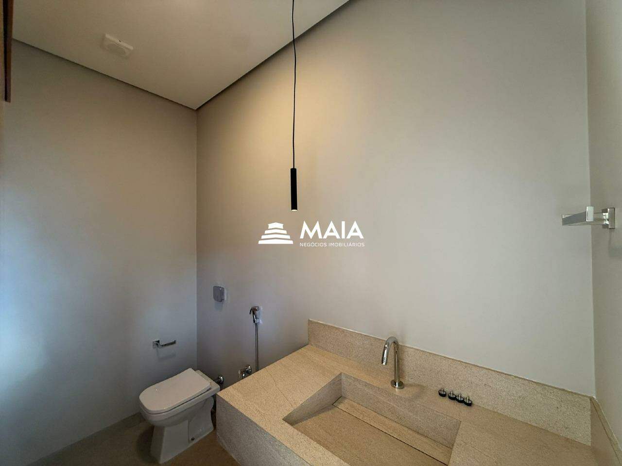 Casa à venda no Fabrício: 