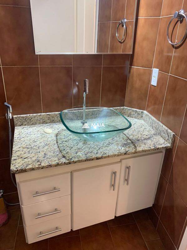 Apartamento para aluguel no Centro: 