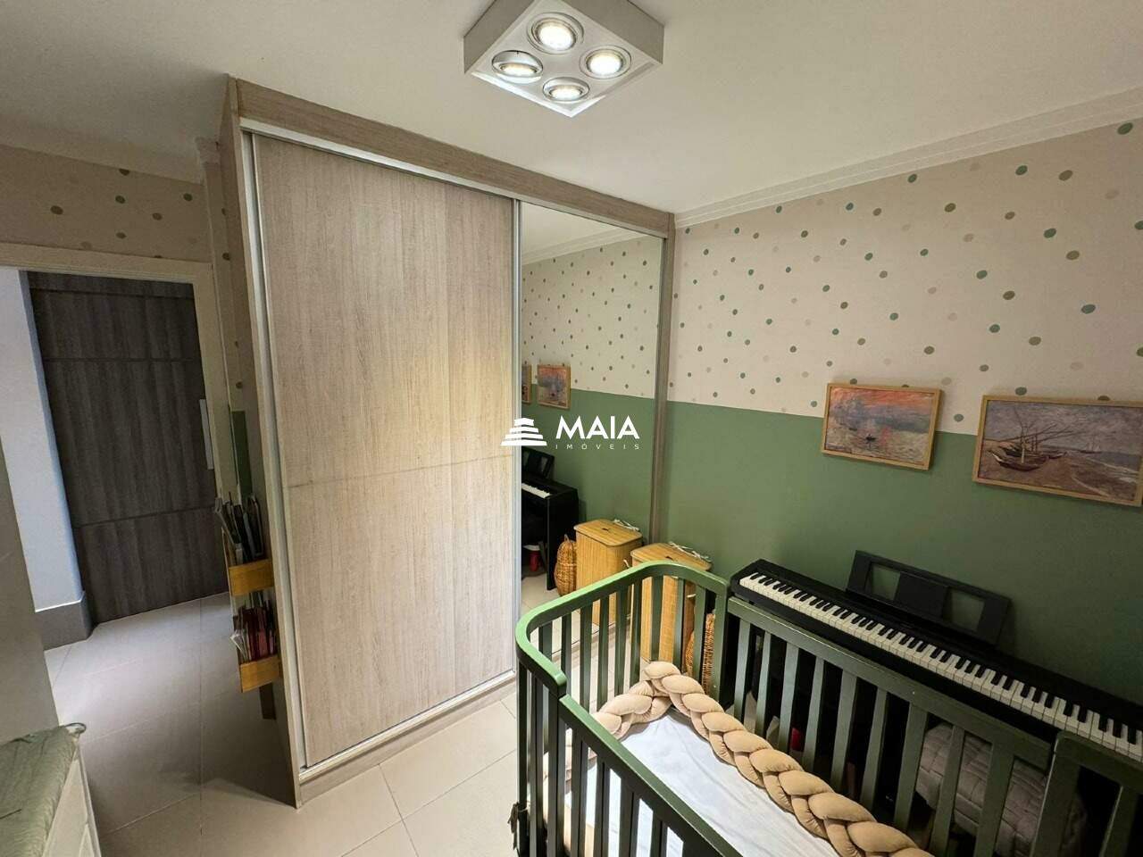 Apartamento para aluguel no Frei Eugênio: 