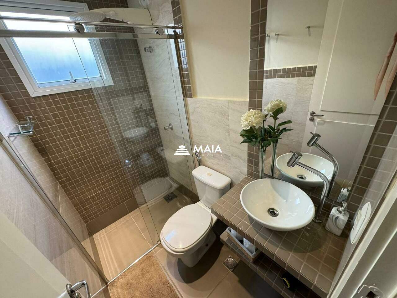 Apartamento para aluguel no Frei Eugênio: 