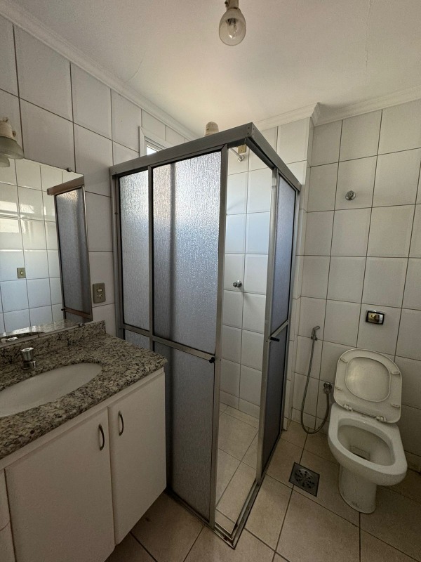 Apartamento para aluguel no Mercês: 
