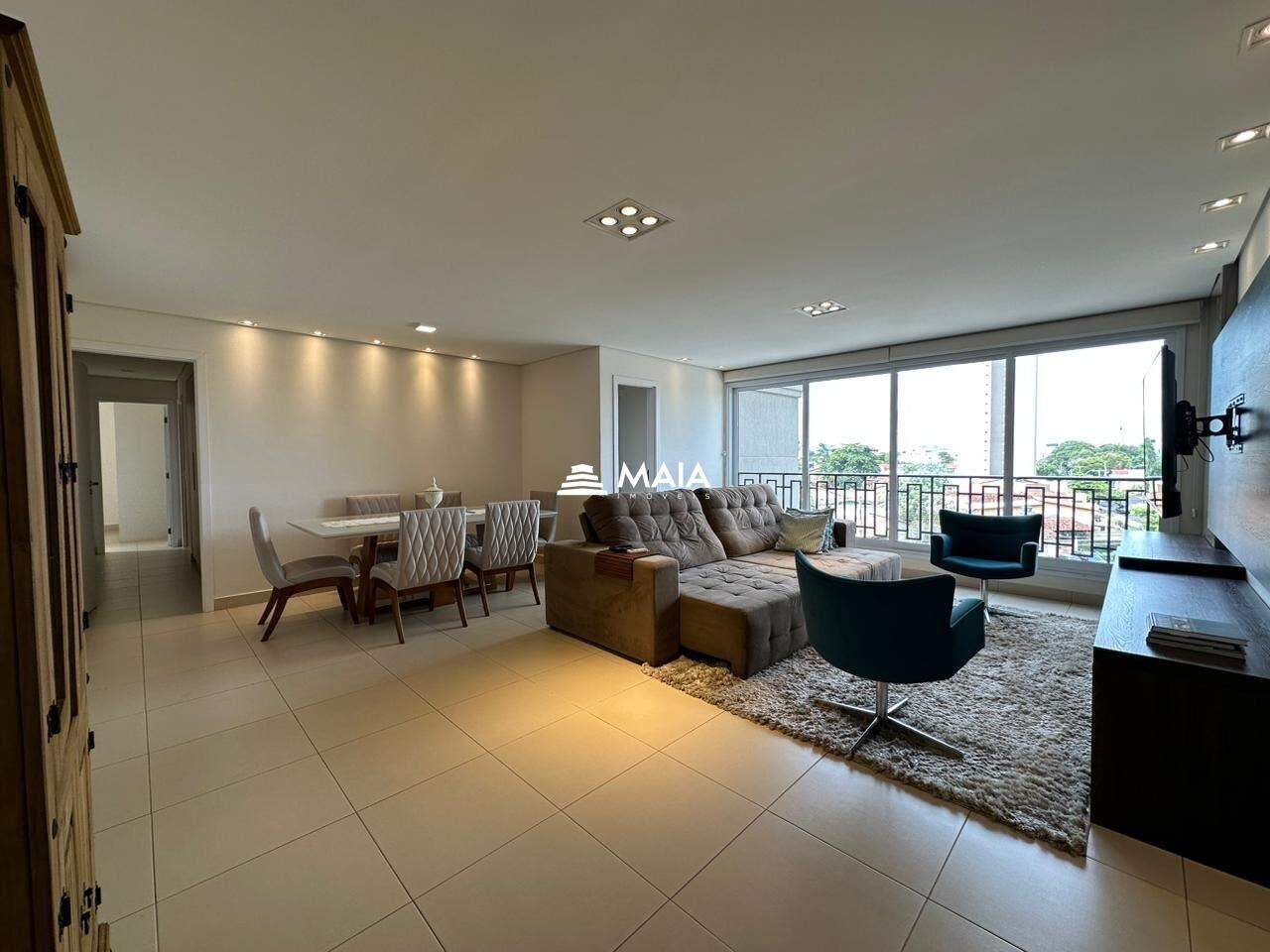 Apartamento à venda no Mercês: 