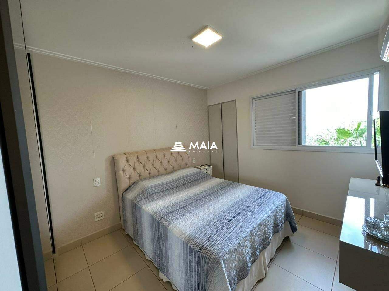 Apartamento à venda no Mercês: 