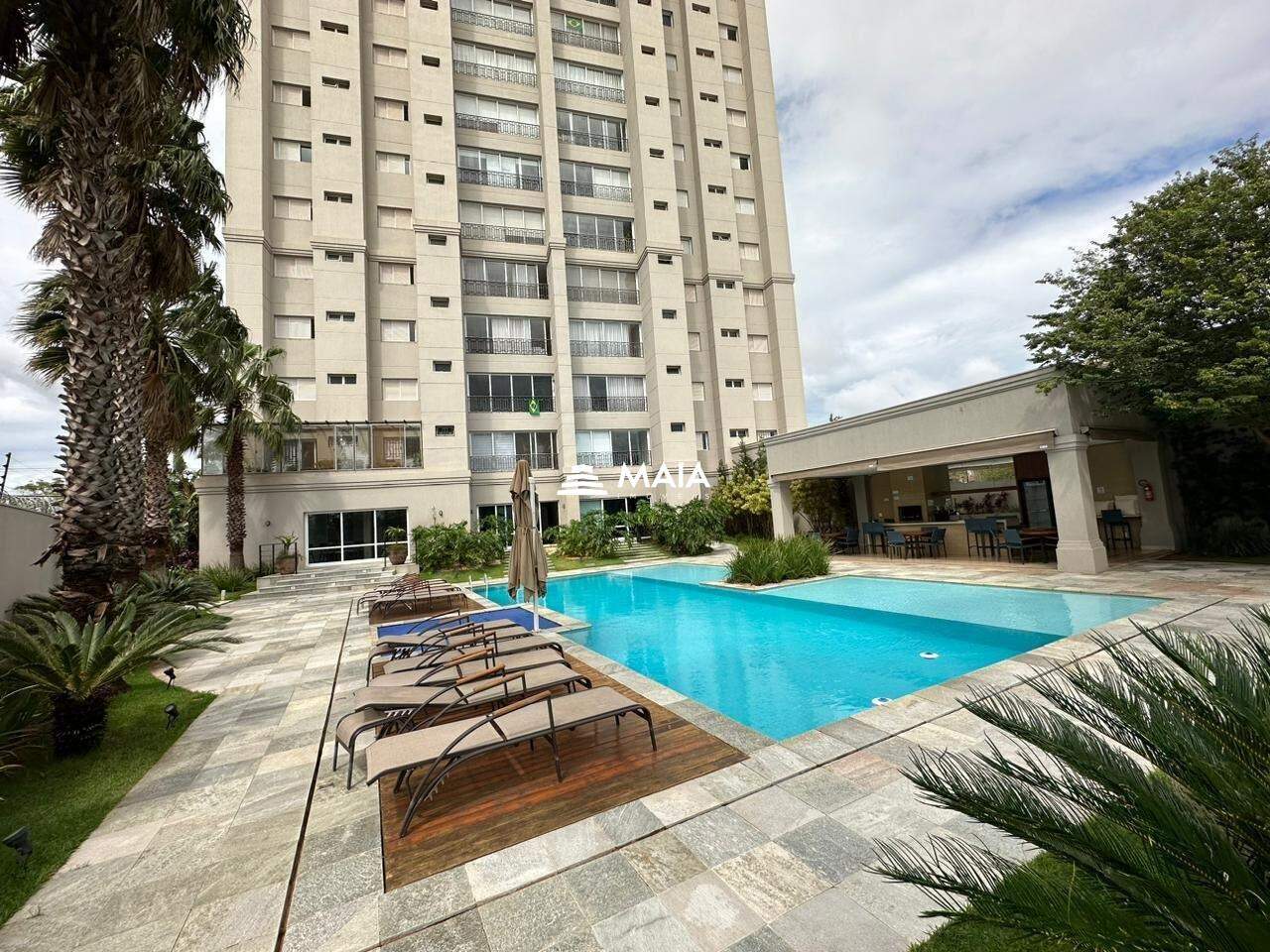 Apartamento à venda no Mercês: 
