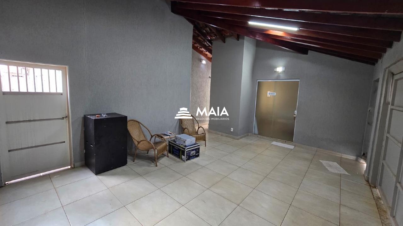 Casa à venda no Residencial Palmeiras: 