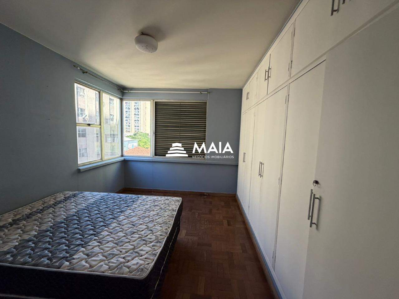 Apartamento para aluguel no Centro: 