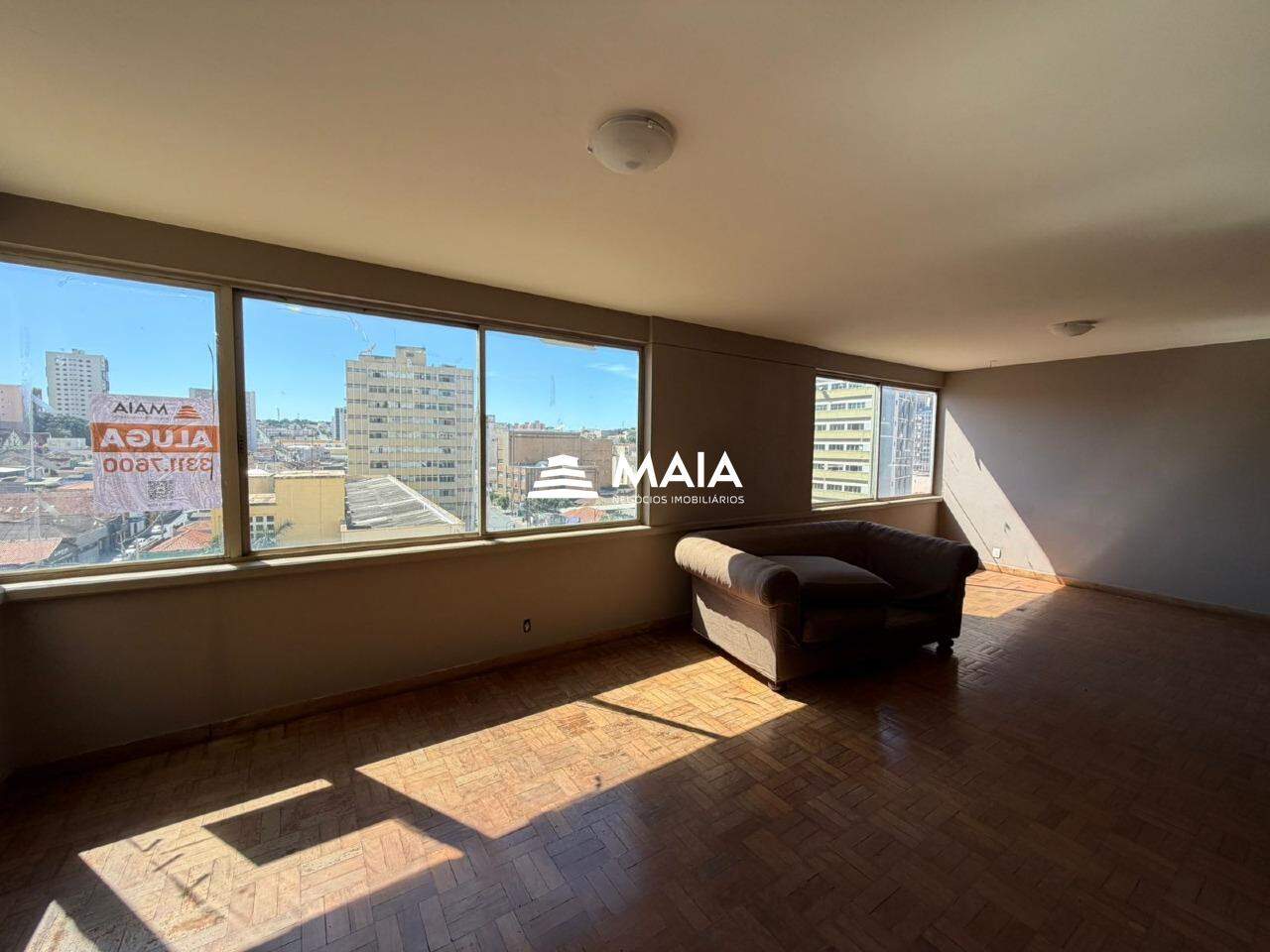 Apartamento para aluguel no Centro: 