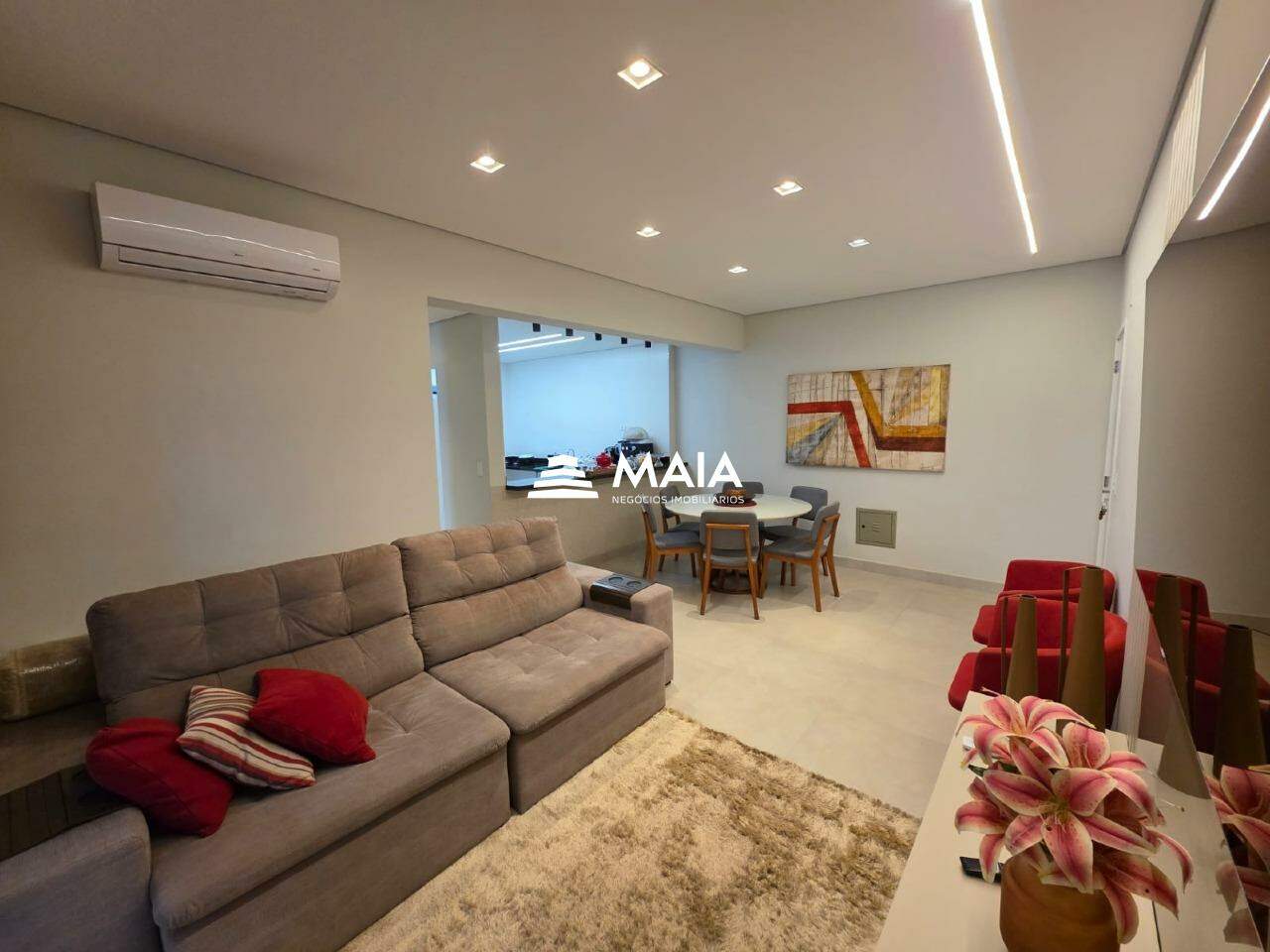 Apartamento à venda no Santa Maria: 
