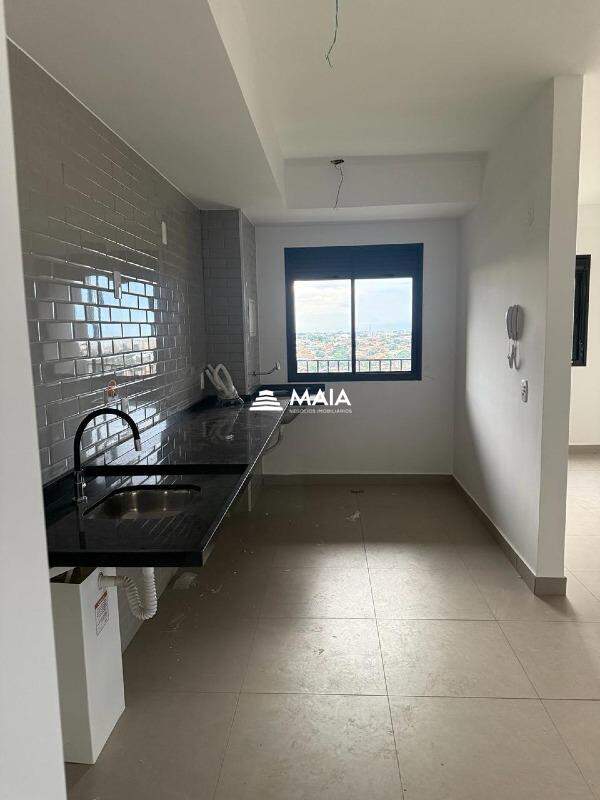 Apartamento para aluguel no Parque do Mirante: 