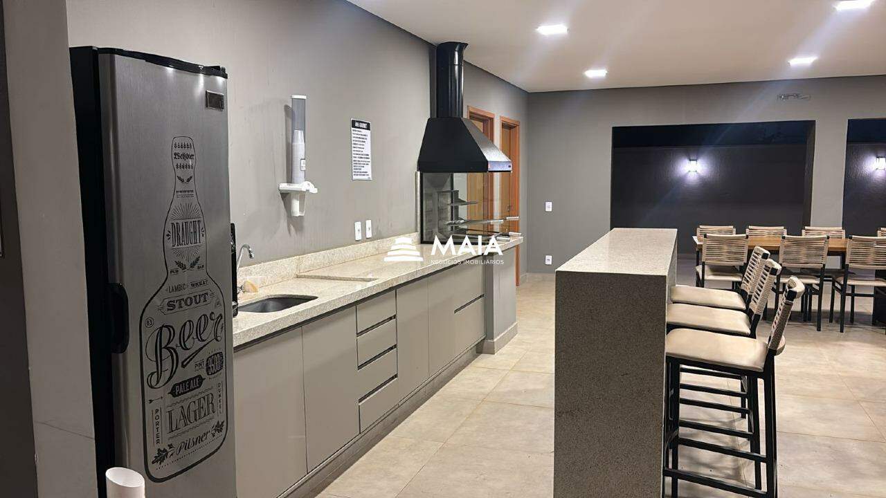 Apartamento à venda no Mercês: 