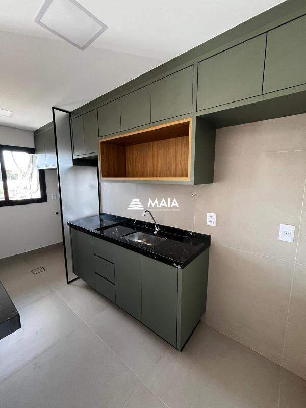 Apartamento à venda no Mercês: 