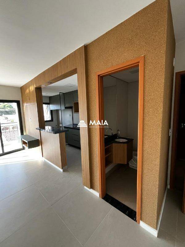 Apartamento à venda no Mercês: 