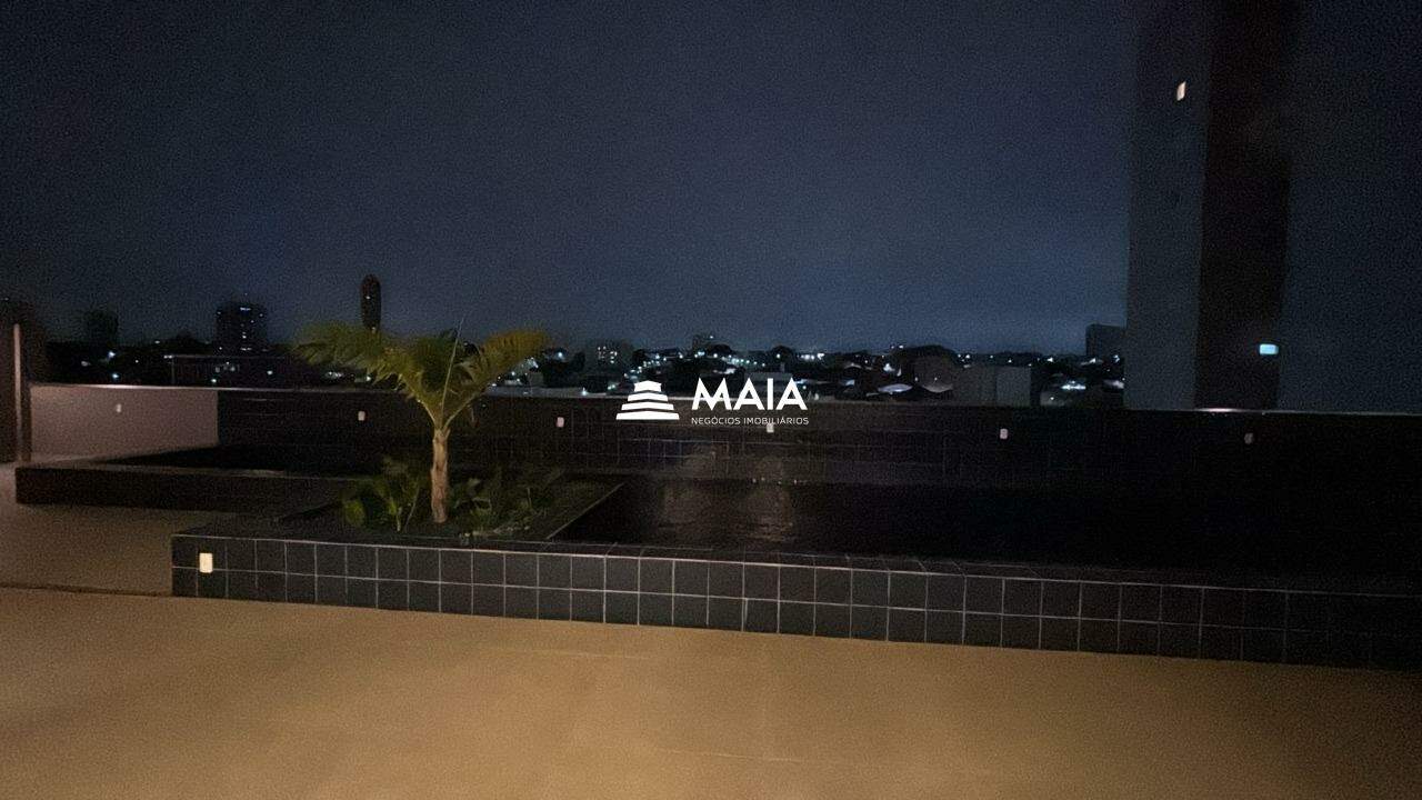Apartamento à venda no Mercês: 