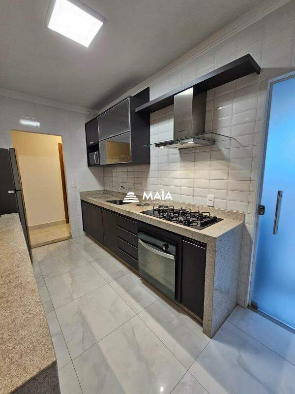 Casa de Condomínio à venda no Vila Arquelau: 