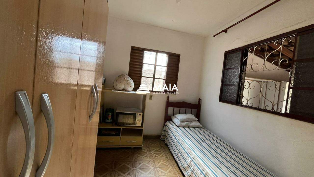 Casa à venda no Universitário: 