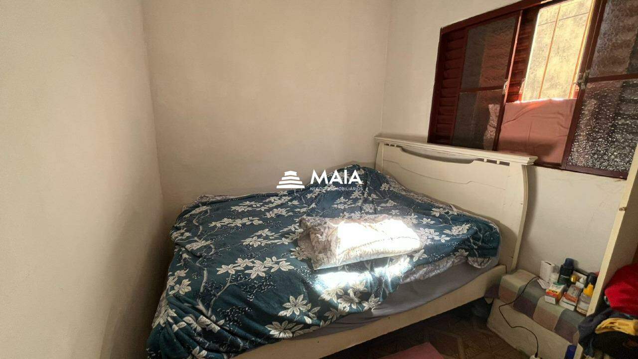 Casa à venda no Universitário: 