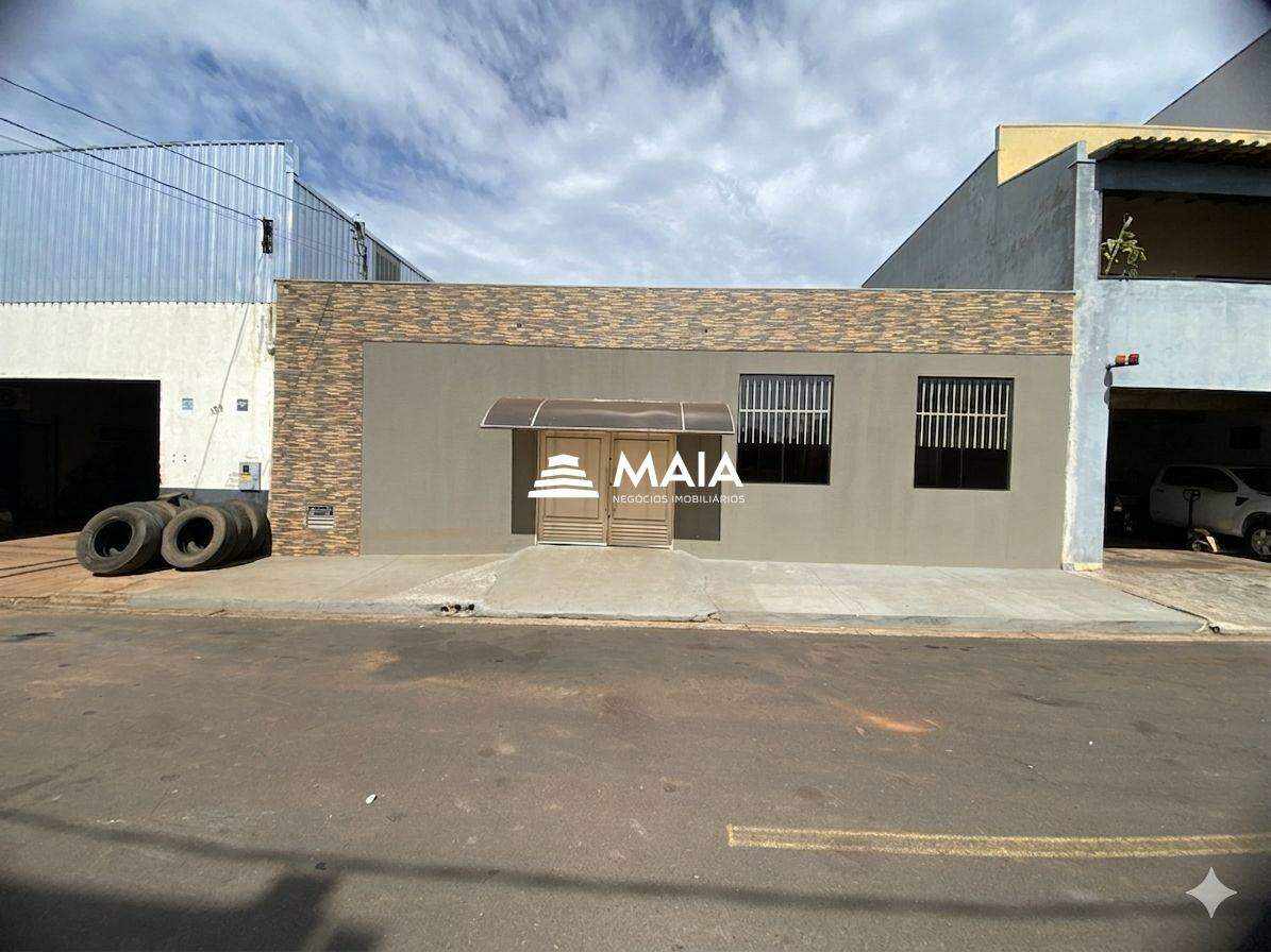Casa para alugar mobiliada no bairro Parque das Laranjeiras 