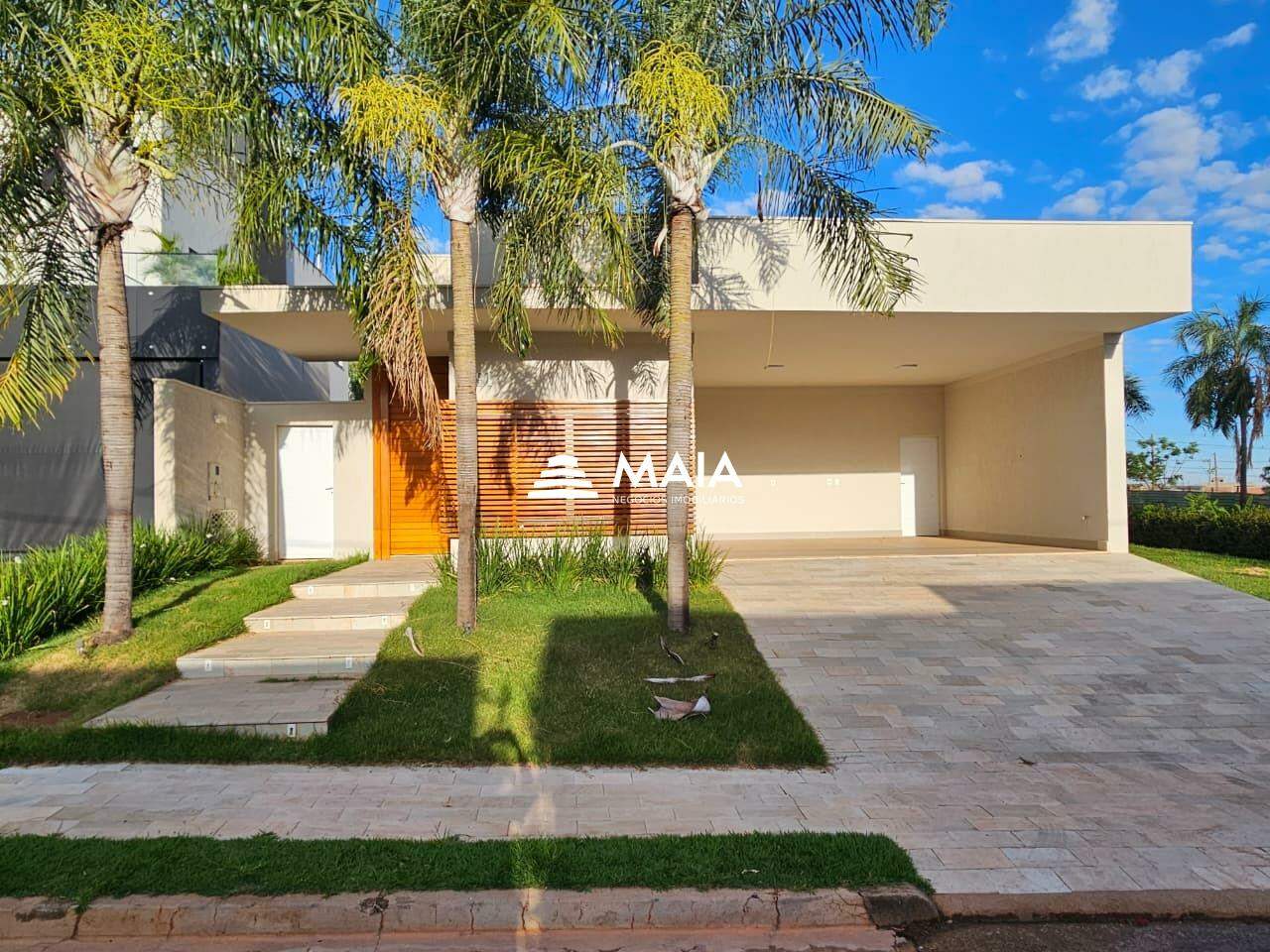 Casa à venda no condomínio Damha I