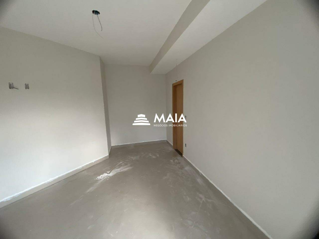 Apartamento à venda no Jardim do Lago: 