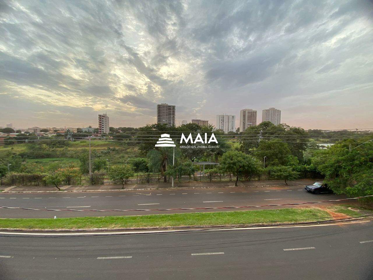 Apartamento à venda no Jardim do Lago: 