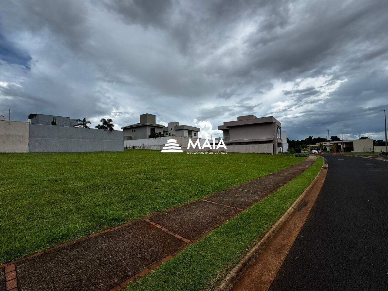 Terreno em Condomínio à venda no Cyrela Landscape II: 
